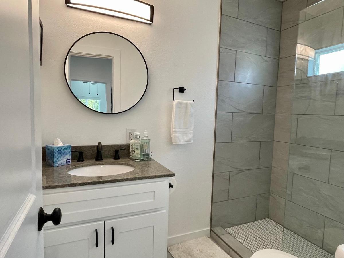 1102 French St Apartman Santa Ana Kültér fotó